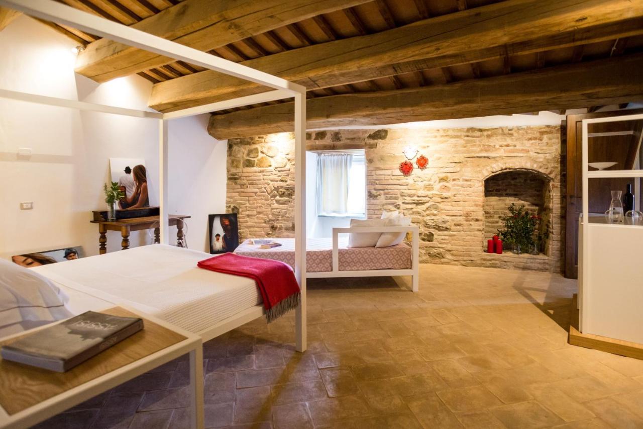 Castello Di Ramazzano - Tenute Aliani Перуджа Екстериор снимка