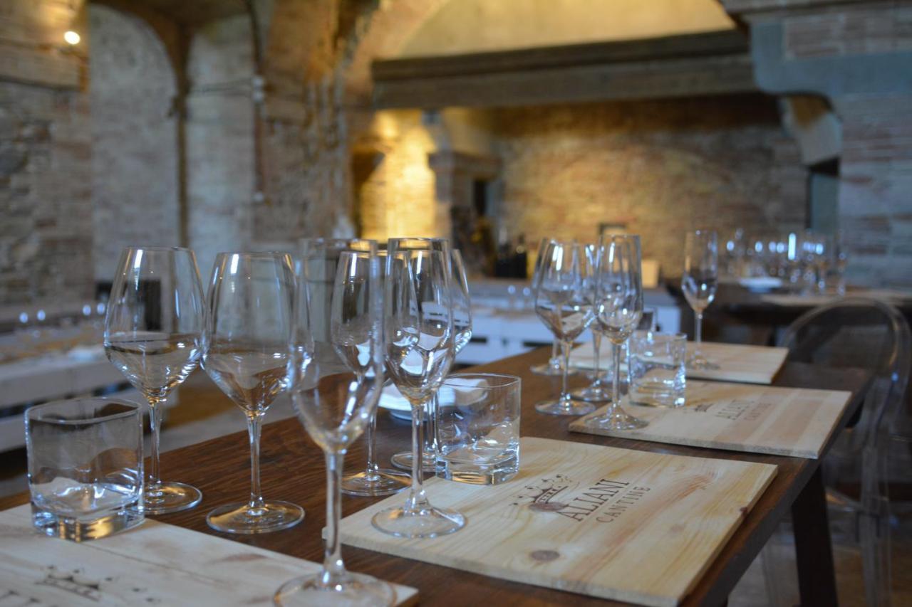 Castello Di Ramazzano - Tenute Aliani Перуджа Екстериор снимка