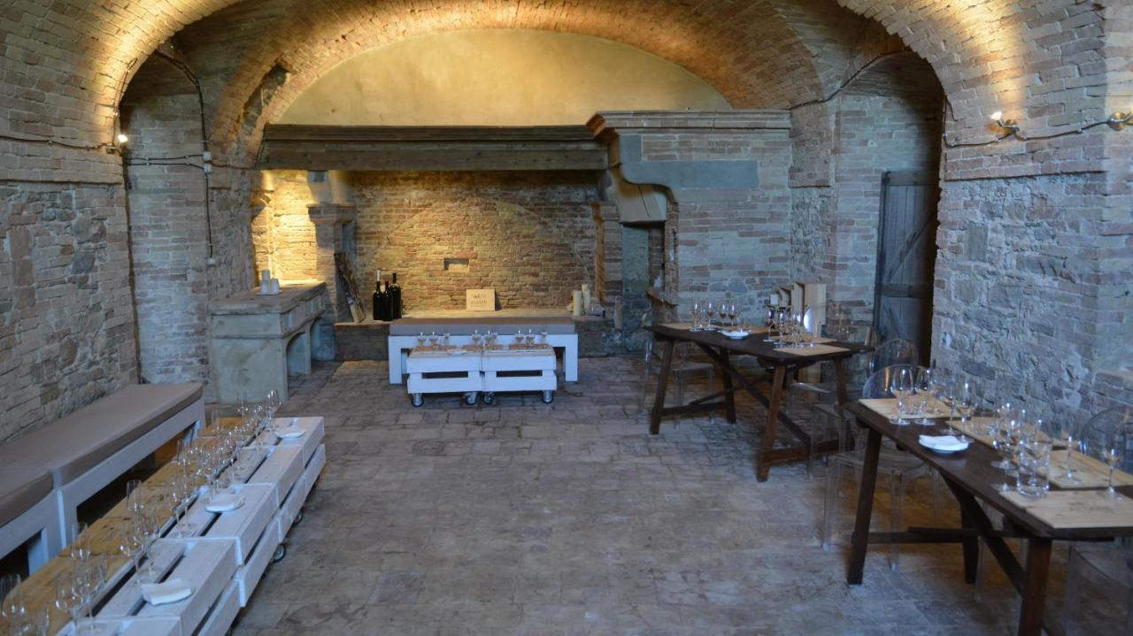 Castello Di Ramazzano - Tenute Aliani Перуджа Екстериор снимка
