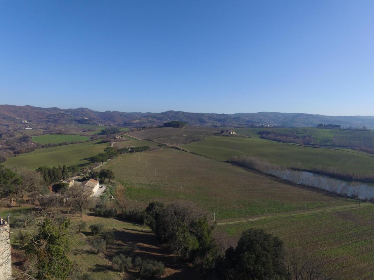 Castello Di Ramazzano - Tenute Aliani Перуджа Екстериор снимка