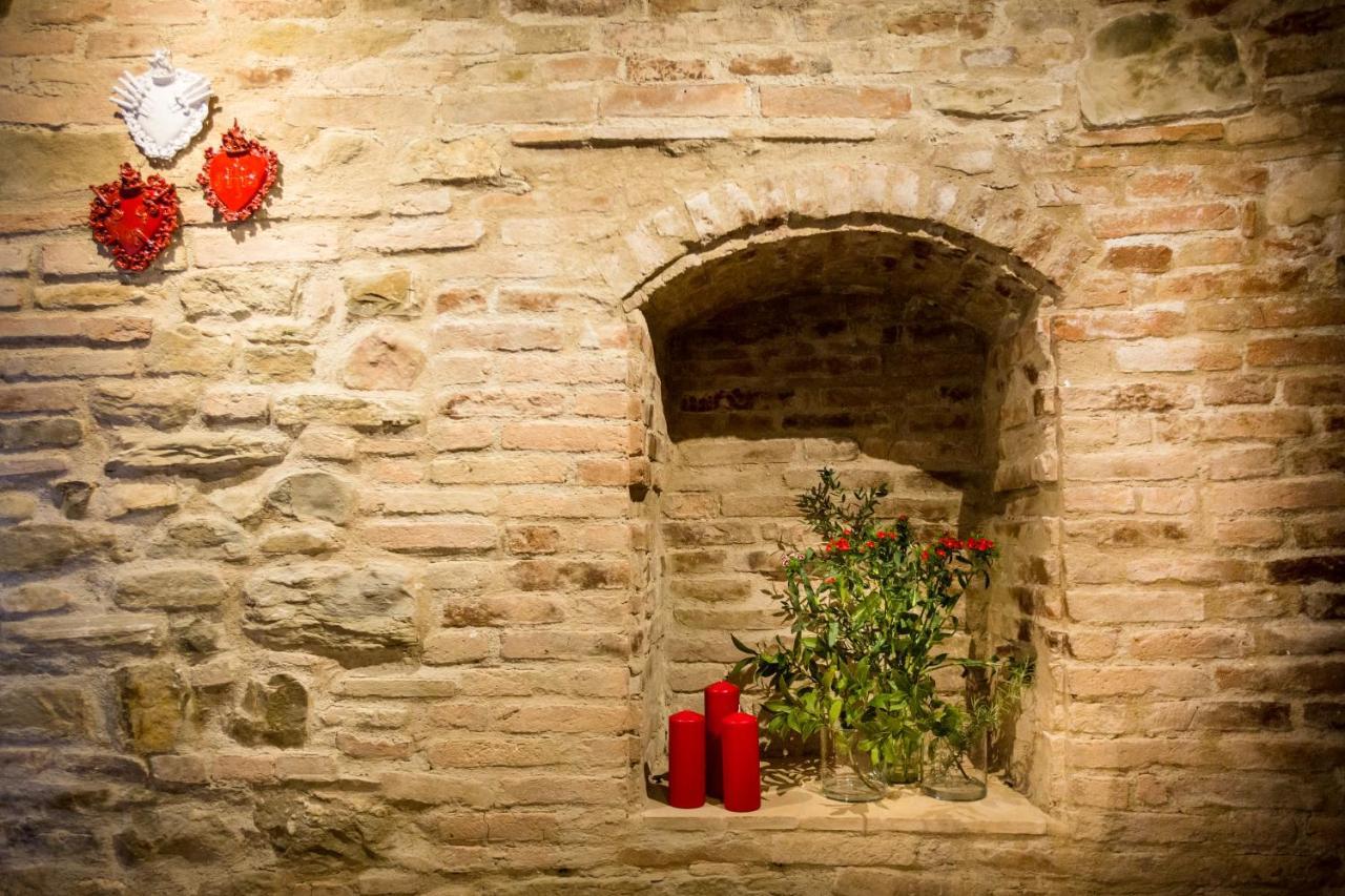 Castello Di Ramazzano - Tenute Aliani Перуджа Екстериор снимка